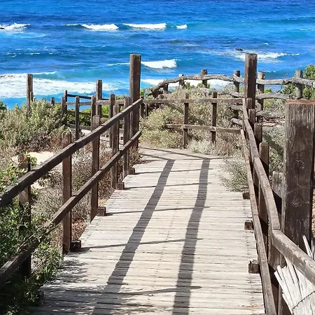 Casa de Férias La Terrazza Di Simo Trinità dʼAgultu